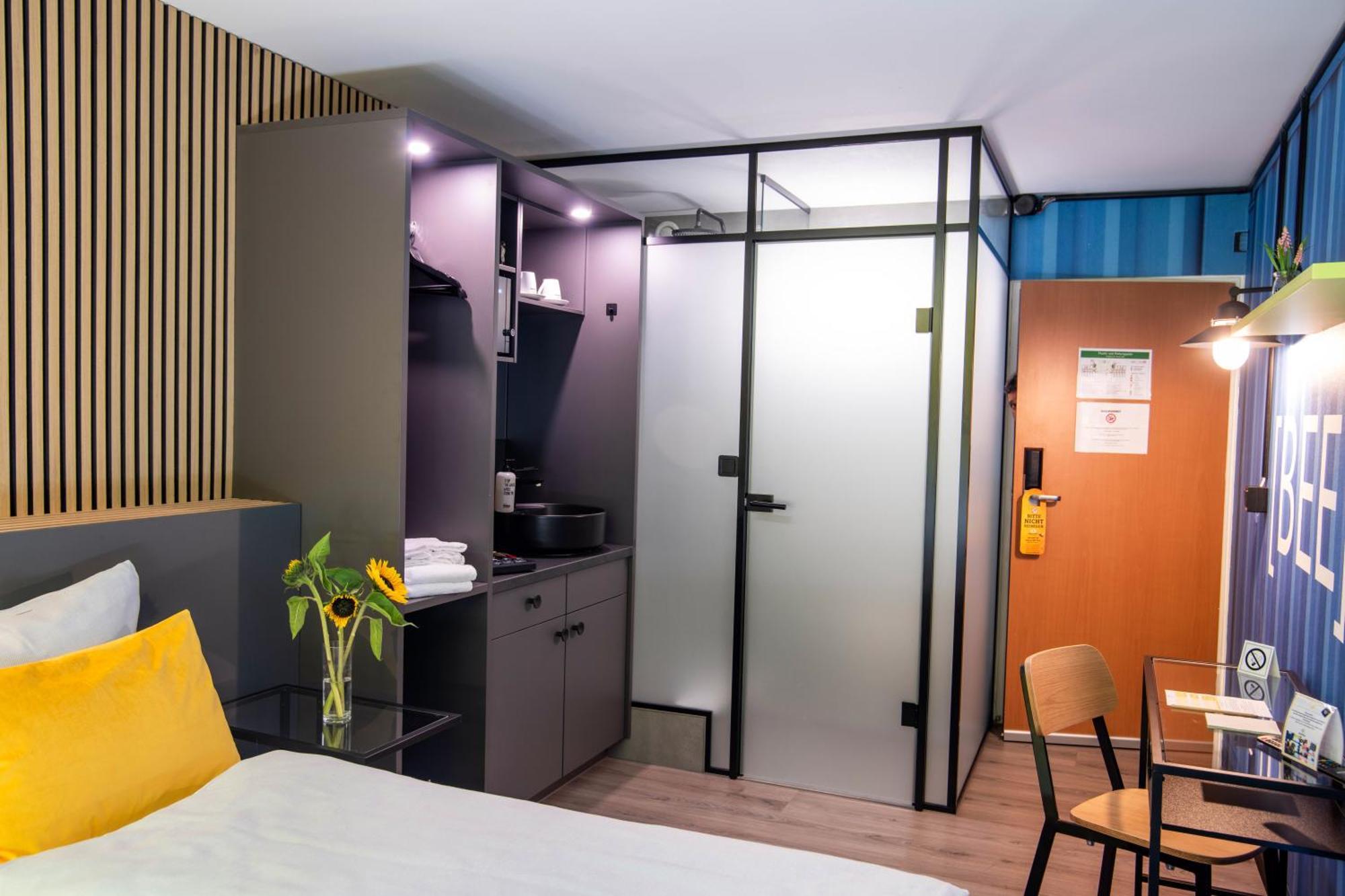 Отель Beevillage Messehotel Hannover